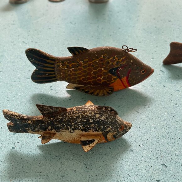 Vintage Folk Art Fishing Decoys Collectible Decor Set of 5 - Picture 13 of 16